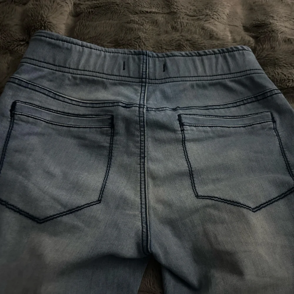 Free People High-Rise Jeans - Size 28 - Picture 3 of 3